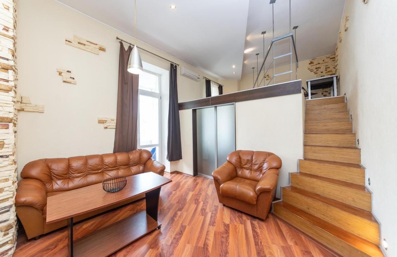 Comfortable Apartment on Mikhaylovskiy lane Kiev Eksteriør bilde
